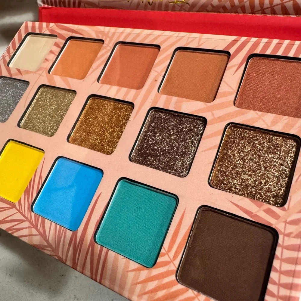 Trend Beauty In Rio Love Eyeshadow Palette 16 Shades Shimmer Matte Tropical